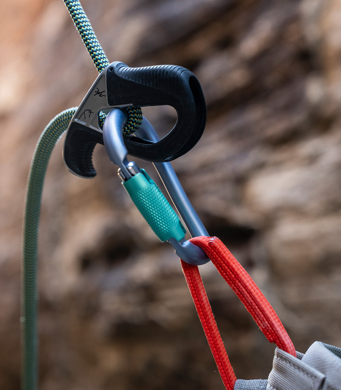 Aluminum vs. Steel Ice Screws