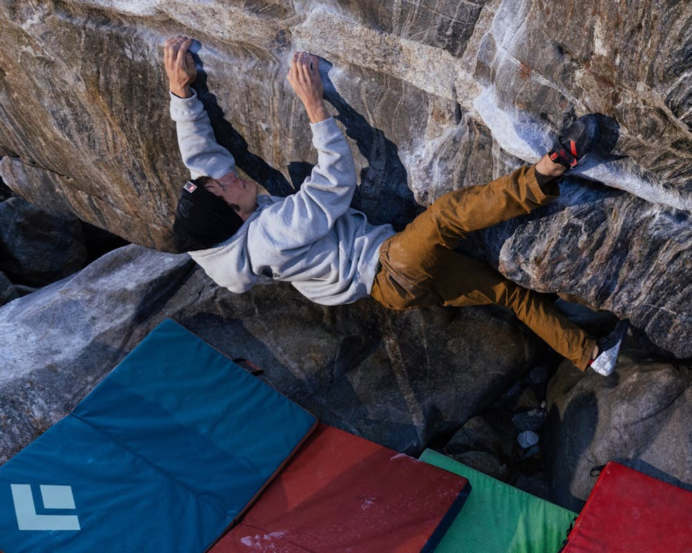 Versatile sport climbing shoes