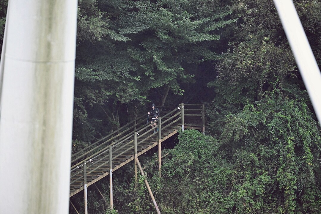 산업용과 등반용 카라비너 비교